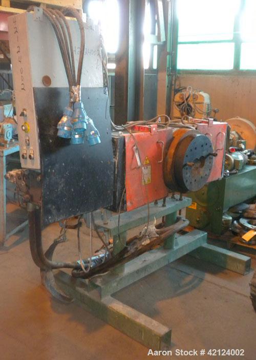 Used Beringer 8'' (200mm) Ultra-Lock Slide Plate Hydraulic Screen Changer, Model ULC-80. Dual breaker plates. Includes a Beringer hydraulic power unit, modelHP 5.0, serial #95932. 2 hp, 3/60/208-230/...