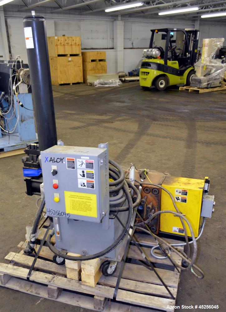 Used Dynisco Xaloy 6" Hydraulic Screen Changer, Model EH-60. Includes a 2hp power pack. Serial# EH60773.