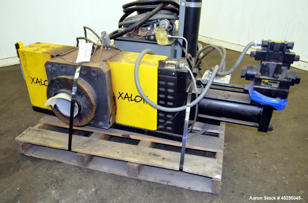 Used Dynisco Xaloy 6" Hydraulic Screen Changer, Model EH-60. Includes a 2hp power pack. Serial# EH60773.