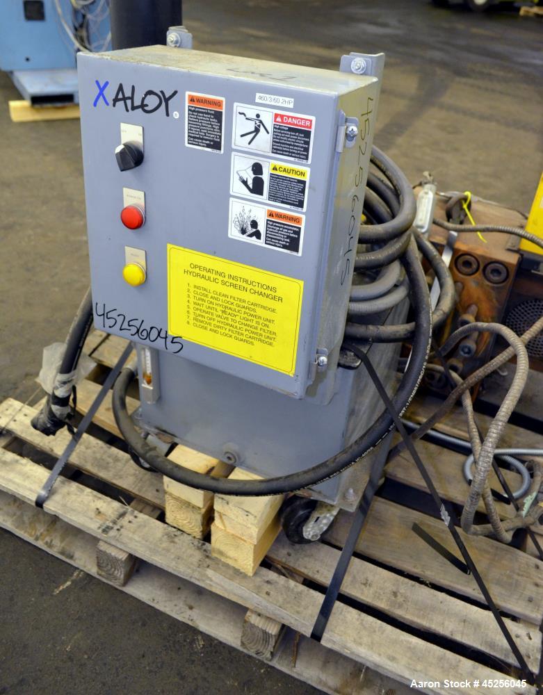 Used Dynisco Xaloy 6" Hydraulic Screen Changer, Model EH-60. Includes a 2hp power pack. Serial# EH60773.