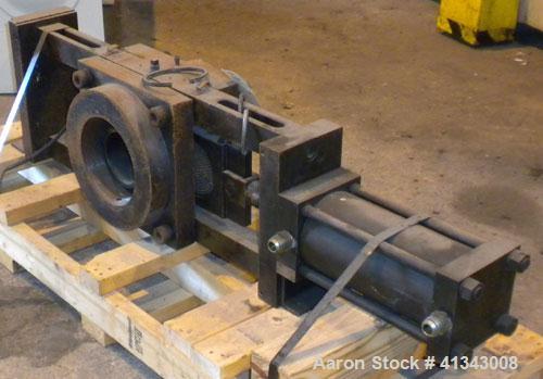 Used Dynisco 4-1/2" Hydraulic Screen Changer