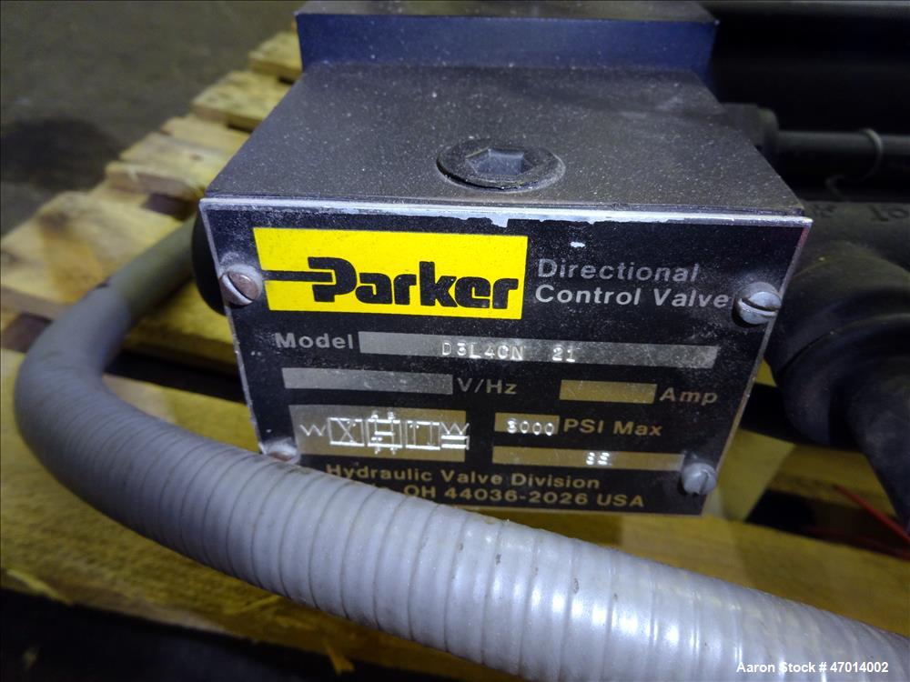 Used Entek 2-1/2" Hydraulic Screen Changer, Model HSC-25M.