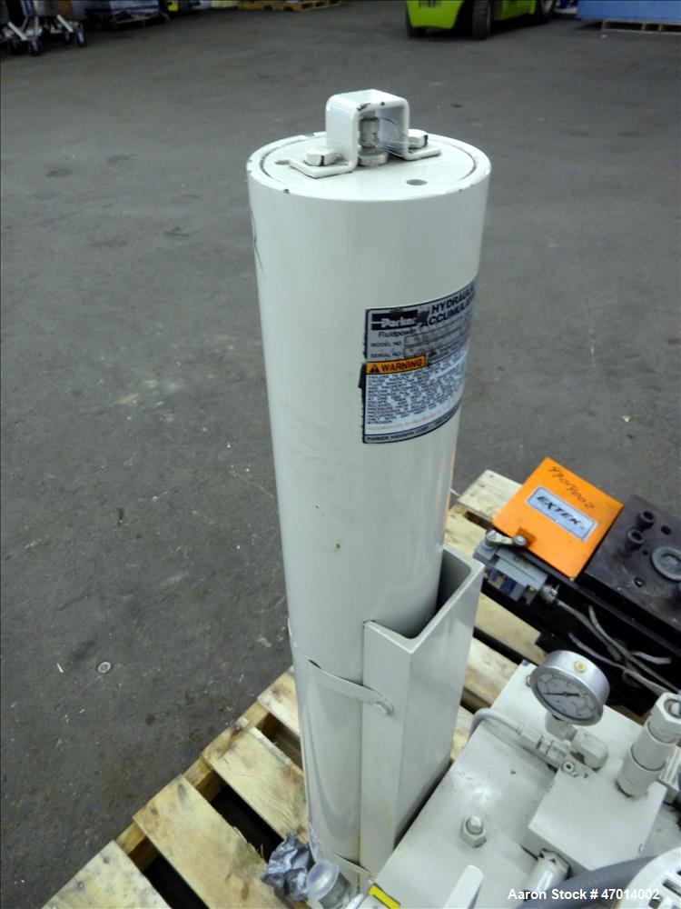 Used Entek 2-1/2" Hydraulic Screen Changer, Model HSC-25M.