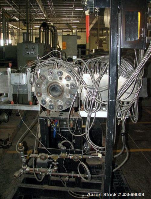 Used Key Technology 6" Diameter Continuous Screen Changer, Model KLN 6.0. Includes a control panel. Built 2002.