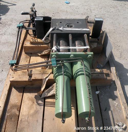 Used Kreyenborg Continuous Screen Changer, Type K-SWE-100-88/P. Approximate screen diameter 76.3mm, active filtration area 2 X 45 cubic centimeters, output capacity of  80-280 kilograms an hour.