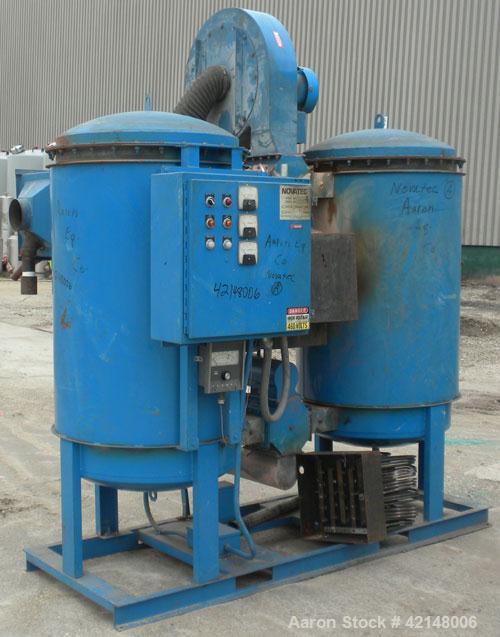 Used Novatec Dessicant Dryer, Model D-200. Process cfm 200. 3/60/460 volts, 50.7 kva, 63.8 amps.