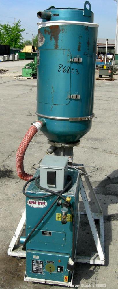 USED: Una Dyn Dry Spot desiccant dryer, model DS. Two cycles, singlebed, 65 minute cycle. 1/60/460 volt, 11.3 amp, 5.3 kva. Approximate30 process cfm. Unit includes a 100 pound modular hopper. Mounte...