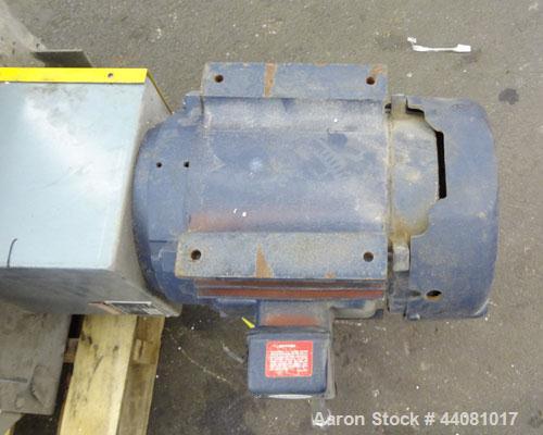 Used Carter Day Spin-Away Spin Dryer, Model D312, 304 Stainless Steel. Unit consists of 3 decks of 12" diameter main screens. Driven by a 5 HP, 3/60/230/460 Volt, 1150 RPM motor. Includes an Agglomer...