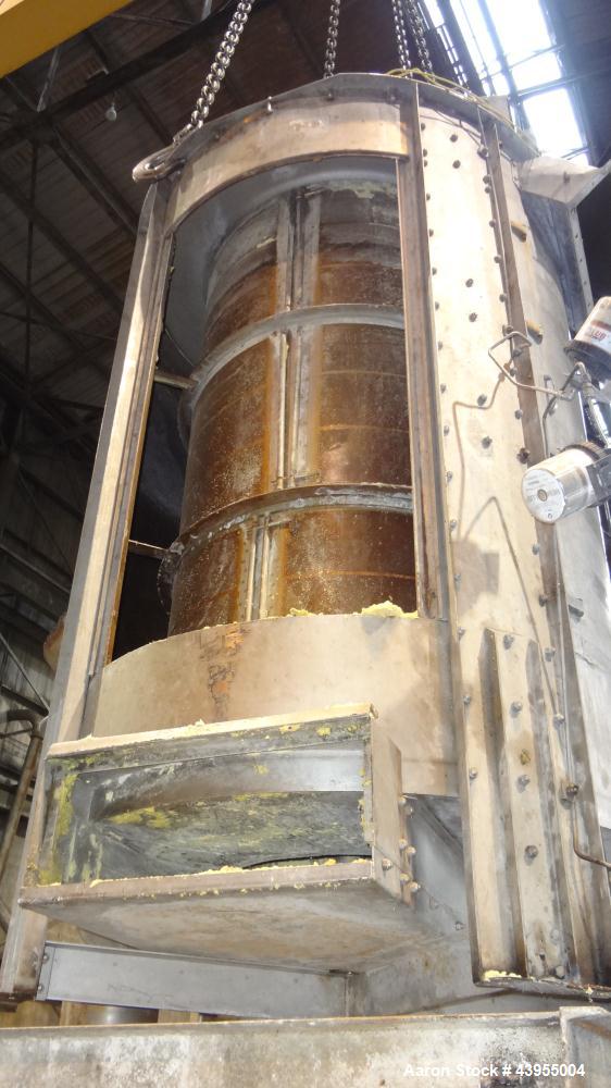 Used Carter Day Spin-Away Spin Dryer, Model D-51, 316 Stainless Steel.Approximate internal dimensions are 24" diameter x 60" tall Three section screen. Belt Driven by a 7.5hp, 3/60/230/460 volt, 1760...