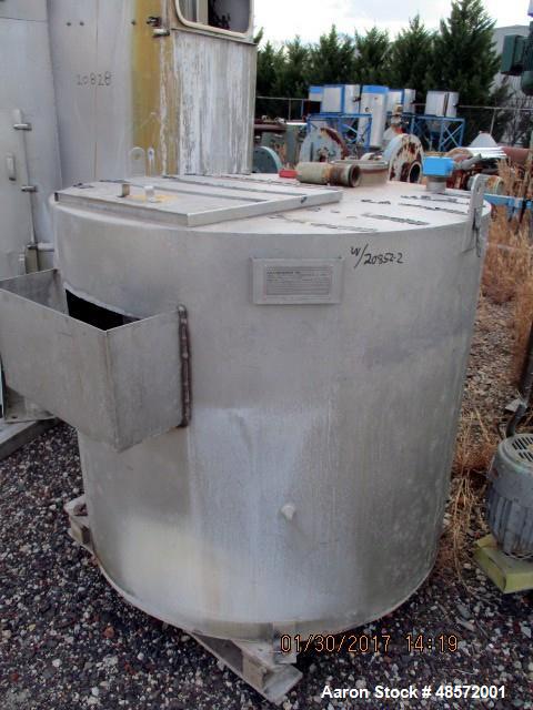 Used Gala Spin Dryer, Model 16.3DW, Stainless Steel. Capacity approximately 2,000 lbs per hour. Driven by a 7.5hp, 230/460 volt motor. Rated 780 rpm dryer speed. Includes a 450 gallon reservoir. Seri...