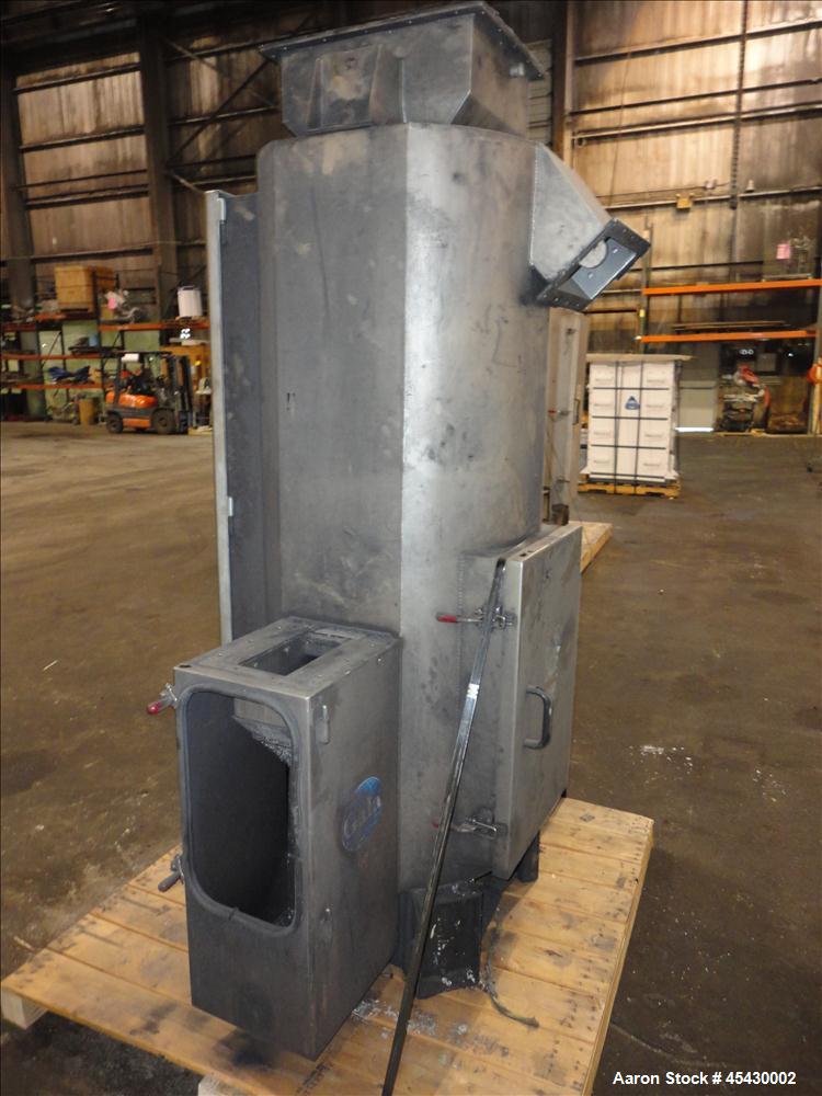 Used Gala Industries Spin Dryer, Model 3016 BF-RD, 304 Stainless Steel. Approximate drying capacity based on pellets 14,000 lbs/hr (off Gala spec sheet). Side access doors 55 " x 16" and 25" x 16". R...