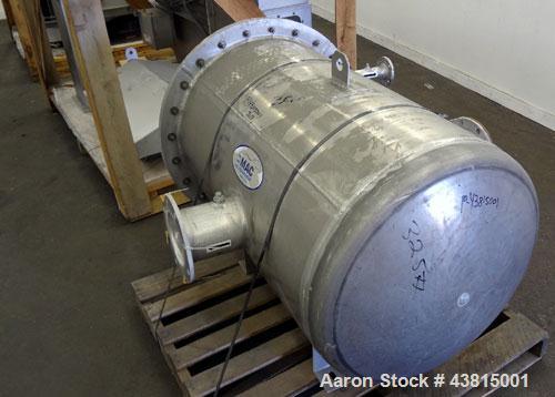 Unused- Gala Industries Centrifugal Spin Dryer, Model 3032 DW, 304 Stainless Steel. Approximate drying capacity 11,500 kg/hr (25,000 lbs/hr). Rotor speed 403-415 rpm. (3) Screen sections, side access...
