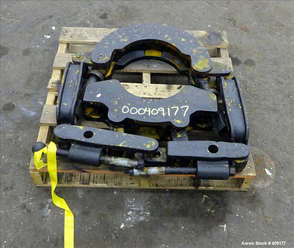 Used Extruder Die Clamp, Approximate 6".