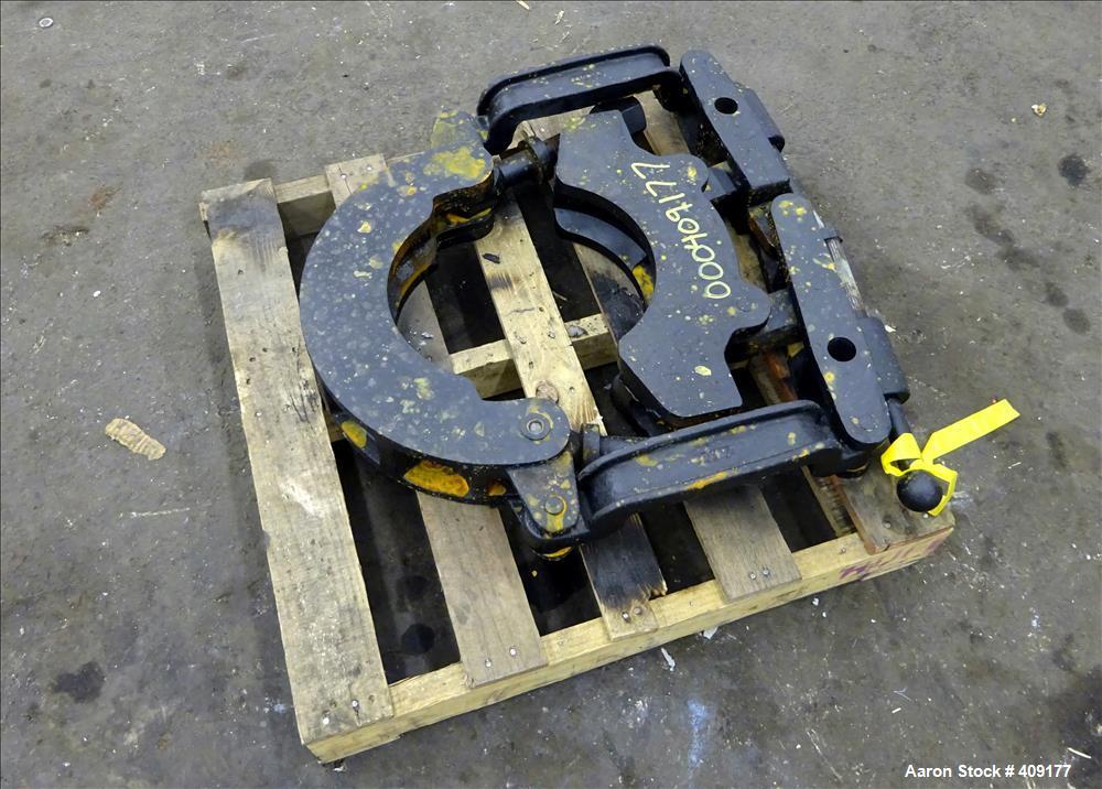 Used Extruder Die Clamp, Approximate 6".