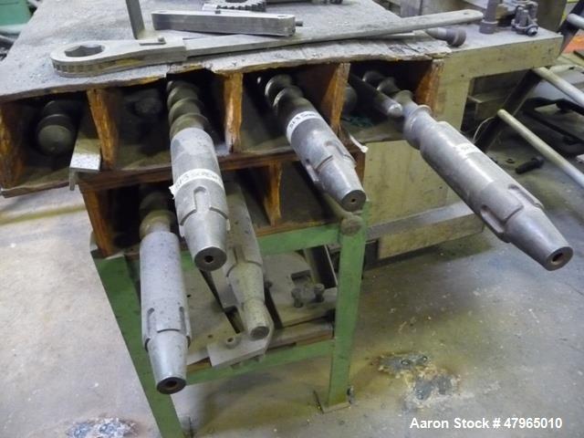 Used Davis Standard 2.5" Diameter Extruder Screw. 24/1 L/D.