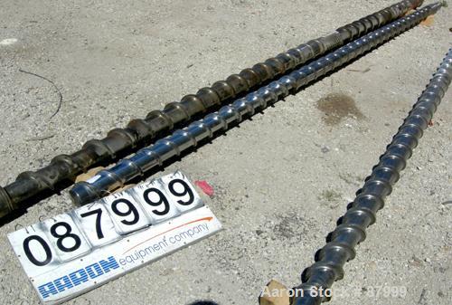 Used 4.5" Single Screw for Extruder, approximately 34:1 L/D ratio. Overall screw length approximately 171 1/2".