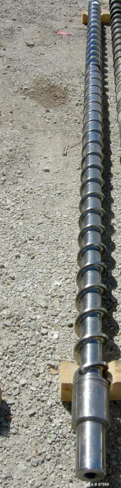 Used 4.5" Single Screw for Extruder, approximately 34:1 L/D ratio. Overall screw length approximately 171 1/2".