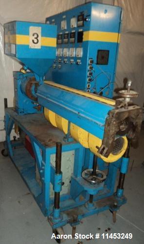 Used- Extruder, 1.5" diameter, 30:1 L/D