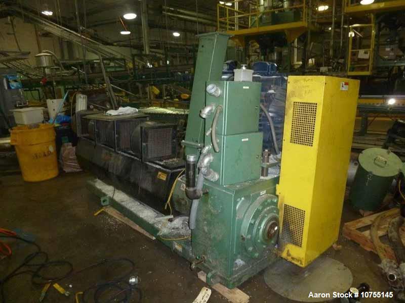 Used-American Kuhne Lowboy 2.5" Extruder