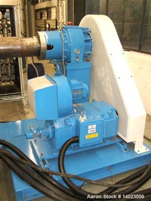 Used Battenfeld 1-75-30B single screw extruder, screw diameter 2.95" (75 mm), L/D 30, capacity 440 lbs/h (200 kg/h), 89 HP/67 kW DC drive, 50 Hz.  Overhauled with new control panel.