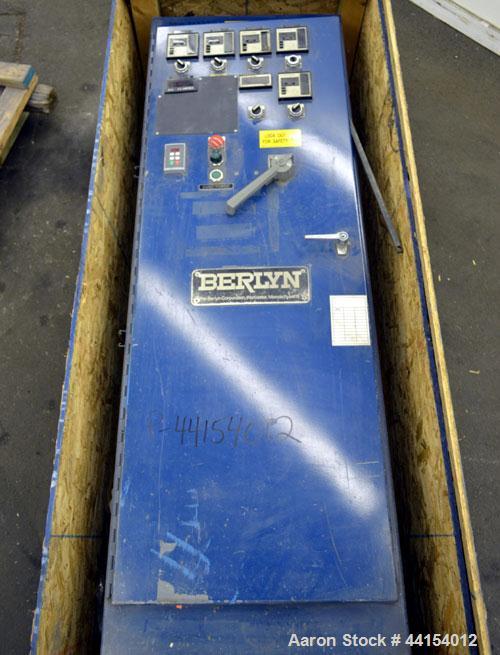 Used Berlyn 1-1/2” Single Screw Extruder. Approximate 30 to 1 L/D ratio. Electrically heated, air cooled 4 zone side vented barrel. Water cooled feed throat, no hopper, approximate 38-1/2” centerline...