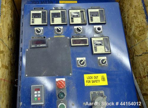 Used Berlyn 1-1/2” Single Screw Extruder. Approximate 30 to 1 L/D ratio. Electrically heated, air cooled 4 zone side vented barrel. Water cooled feed throat, no hopper, approximate 38-1/2” centerline...
