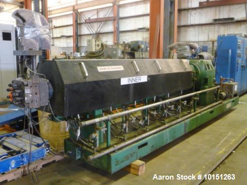 Used 4.50" Brampton 30/1 L/D Extruder. Has 38" center line height. Driven by a 250 hp DC motor with Reliance SCR control. No temperature control panel included. Has Reliance DC motor control, 460 vol...