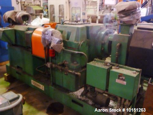 Used 4.50" Brampton 30/1 L/D Extruder. Has 38" center line height. Driven by a 250 hp DC motor with Reliance SCR control. No temperature control panel included. Has Reliance DC motor control, 460 vol...