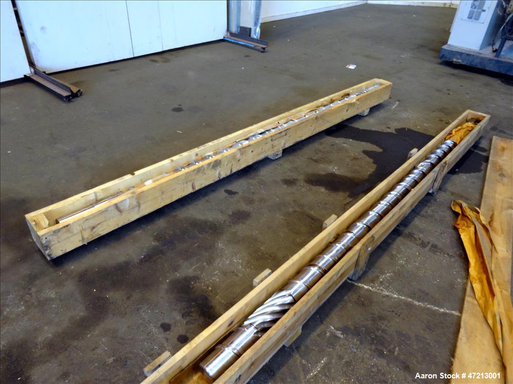 Used Milacron 4.5" Single Screw Extruder