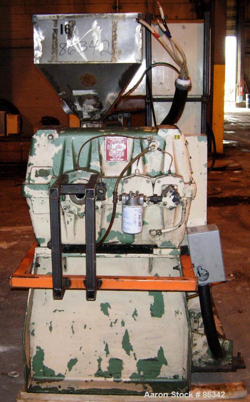 Used Davis Standard 2.5" Single Screw Extruder, Model 250S, Approximate 24:1 L/D ratio. Electrically heated, air cooled 5 zone non-vented barrel. Water cooled feed throat with hopper. Driven by a 40 ...