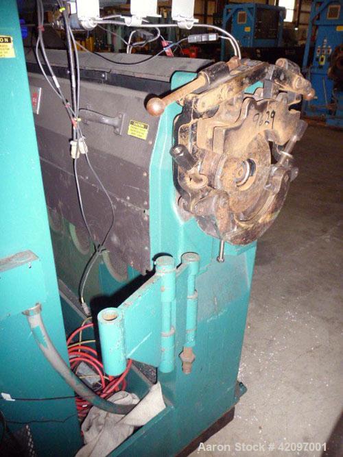 Used Davis Standard 2-1/2'' Thermatic Single Screw Extruder, Model 25IN25. 30 to 1 L/D ratio. Electrically heated, air cooled 6 zone barrel. Water cooled feed throat with hopper. Approximate 42" cent...