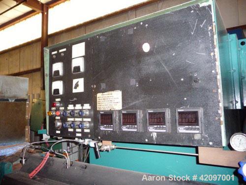 Used Davis Standard 2-1/2'' Thermatic Single Screw Extruder, Model 25IN25. 30 to 1 L/D ratio. Electrically heated, air cooled 6 zone barrel. Water cooled feed throat with hopper. Approximate 42" cent...