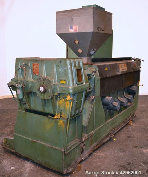 Used Davis Standard 3-1/2" Single Screw Extruder, Model 350S, Approximately 24 to 1 L/D Ratio. Electrically heated, air cooled 5 zone non-vented barrel. Water cooled feed throat with hopper. Driven b...
