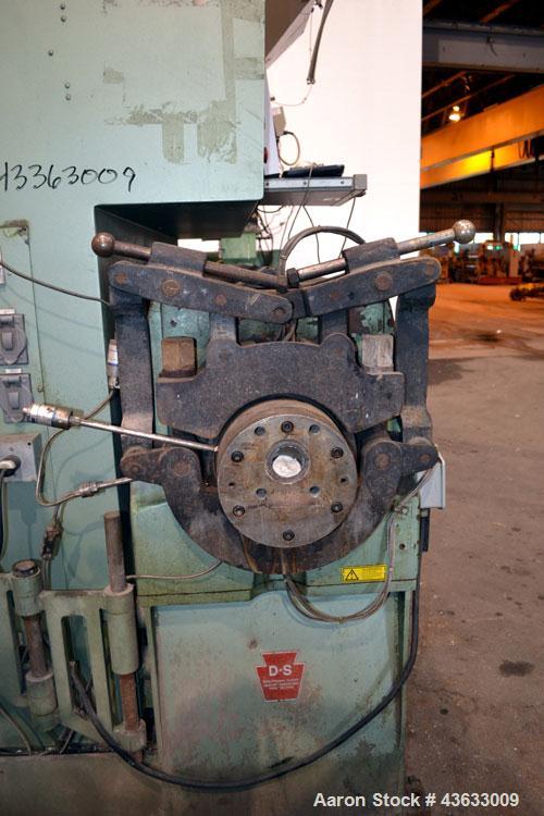 Used Davis Standard 6” Single Screw Extruder, Model 60IN60TPIH. Approximate 24 to 1 L/D ratio. Electrically heated, water cooled 5 zone non-vented barrel, with tank and heat exchanger, missing the pu...