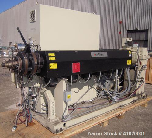 Used Davis Standard 3" Single Screw Extruder, Model 75MM75MV MFG 2002, Approximate 30:1 L/D ratio. Electrically heated, air cooled, non-vented 6 zone barrel. Water cooled feed throat with magnet, no ...