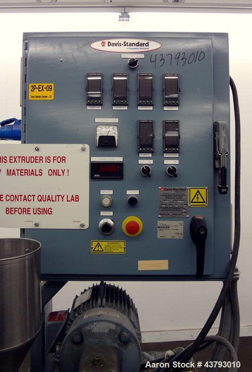 Used Davis Standard 1” Diameter Single Screw Extruder, Model KLB-100, Type DSPA. Approximate 28 to 1 L/D ratio. Electrically heated, air cooled 4 zone non-vented barrel. Water cooled feed throat with...
