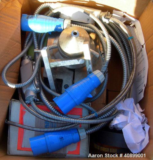 Used Davis Standard 1 1/2" Single Screw Extruder, Model KN150. Approximate 24:1 L/D ratio. Electrically heated, air cooled 3 zone non-vented barrel. Water cooled feed throat with a crammer feeder, dr...