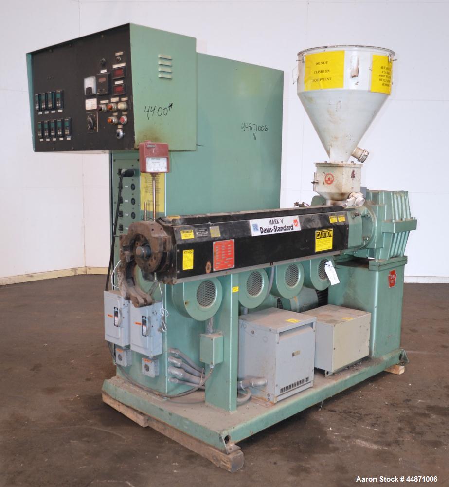 Used Davis Standard 2-1/2" Single Screw Extruder.  Approximately 24 to 1 L/D ratio. Electrically heated, air cooled 4 zone non-vented barrel, water cooled feed throat with hopper.  Driven by a 40 hp,...