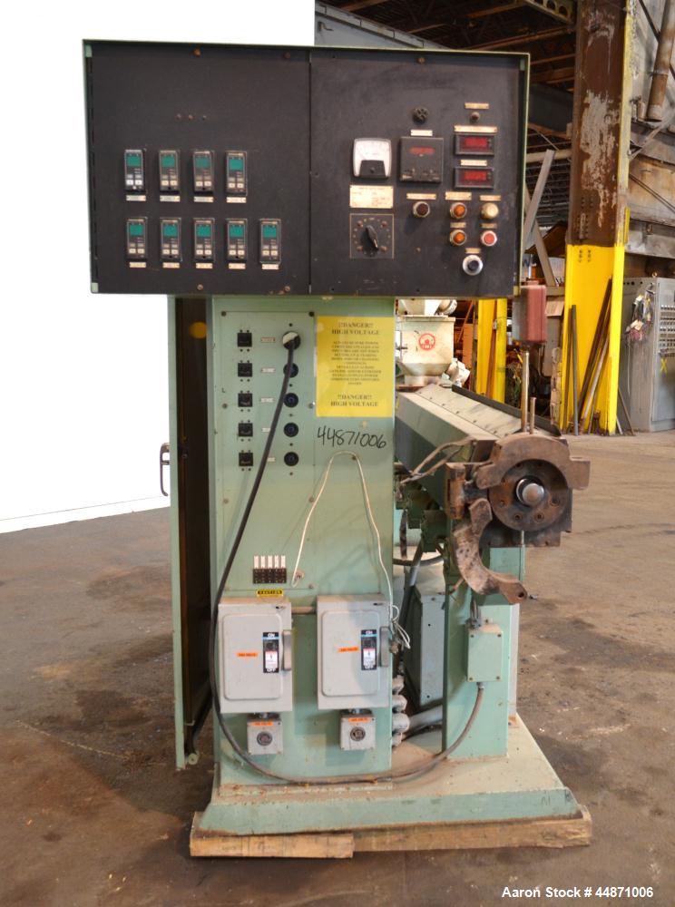 Used Davis Standard 2-1/2" Single Screw Extruder.  Approximately 24 to 1 L/D ratio. Electrically heated, air cooled 4 zone non-vented barrel, water cooled feed throat with hopper.  Driven by a 40 hp,...