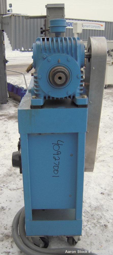 Used Genca Single Screw Extruder, Model EB 100245HF2001WE9179, 1" Screw diameter approximate 28:1 L/D ratio, electrically heated, air cooled, non-vented 3 zone barrel. Water cooled feed with a magnet...