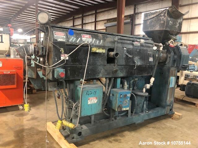 Used-Gloucester 2.5" Extruder