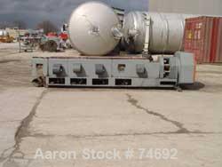 USED:Gloucester 6" air cooled extruder, 24:1 L/D ratio. Hopper with2 additive feeders. No motor.