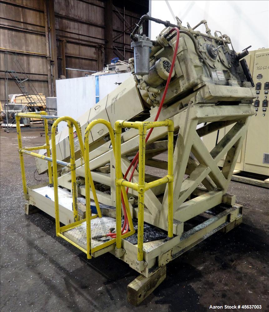 Used Graham Engineering 3-1/2" Single Screw Extruder. 24 to 1 L/D Ratio. Electrically heated, air cooled 5 zone non-vented barrel. Water cooled feed throat with hopper. Driven by a 100hp, 500 volt, 1...