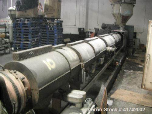 Used 8" HPM Southcon Extruder, 2 stage screw, model 8TMK, 40:1 L/D vented, air cooled barrel with 10 fans.  Includes Omron E505 temperature digital controllers, 10 barrel zones, 3 screen changer zone...