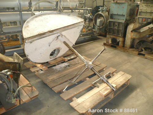 USED: Hartig 8" single screw extruder. Approximately 32:1 L/D ratio. Electrically heated, water cooled, non-vented barrel. Feed throat with hopper/crammer feeder with motor. Driven by a 700 hp DC mot...
