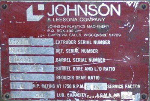 USED: Johnson 2-1/2" Lowboy single screw extruder. 24:1 L/D ratio, electrically heated, water cooled with pump, heat exchanger and holding tank, 4 zone side vented barrel. Water cooled feed with a 1 ...