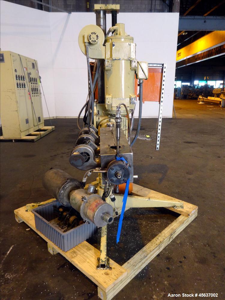 Used Killion 1.25" Pedestal Mounted Single Screw Extruder