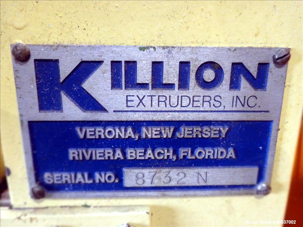 Used Killion 1.25" Pedestal Mounted Single Screw Extruder