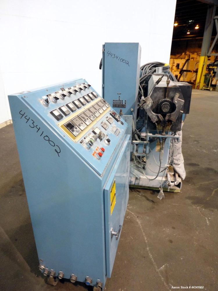 Used Killion 2.5" Single Screw Extruder, Model KN250. Approximately 30 to 1 L/D ratio, electrically heated, water cooled 4 zone side vented barrel with vacuum pump and tank. No water system for cooli...