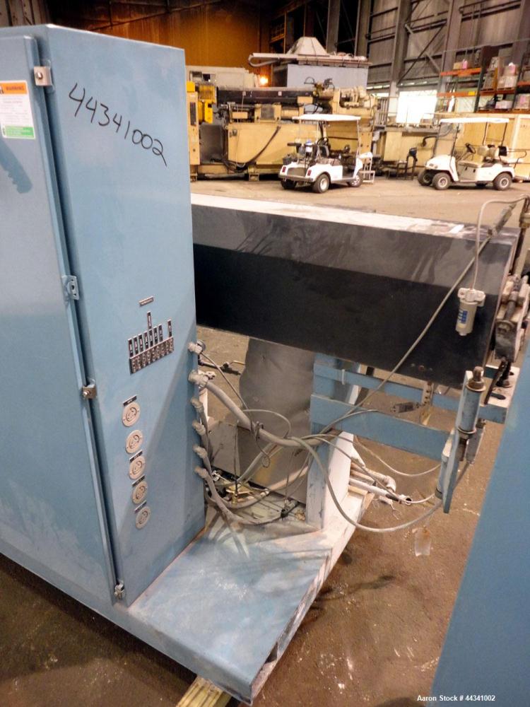 Used Killion 2.5" Single Screw Extruder, Model KN250. Approximately 30 to 1 L/D ratio, electrically heated, water cooled 4 zone side vented barrel with vacuum pump and tank. No water system for cooli...